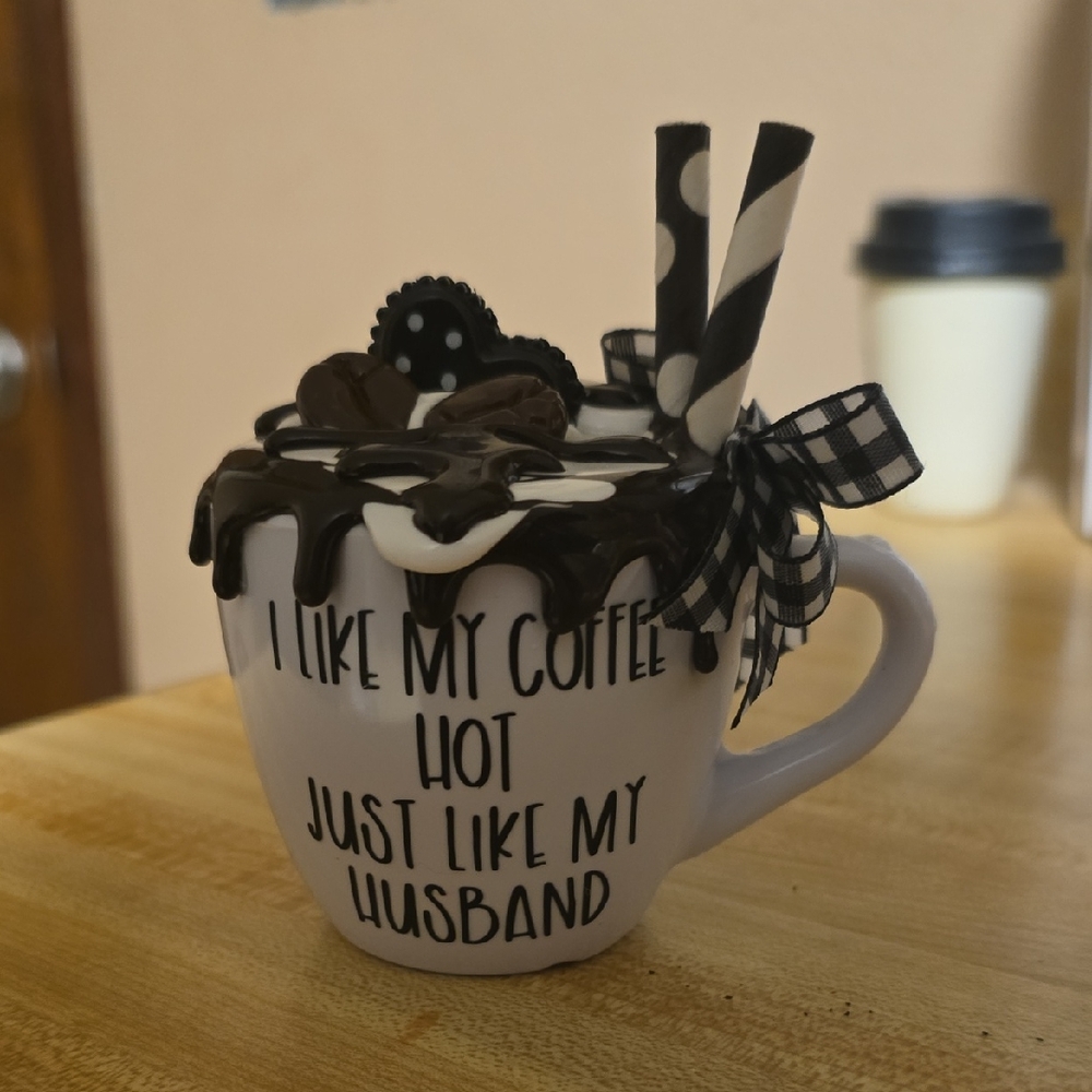 Black and White Decorative Coffee Mug